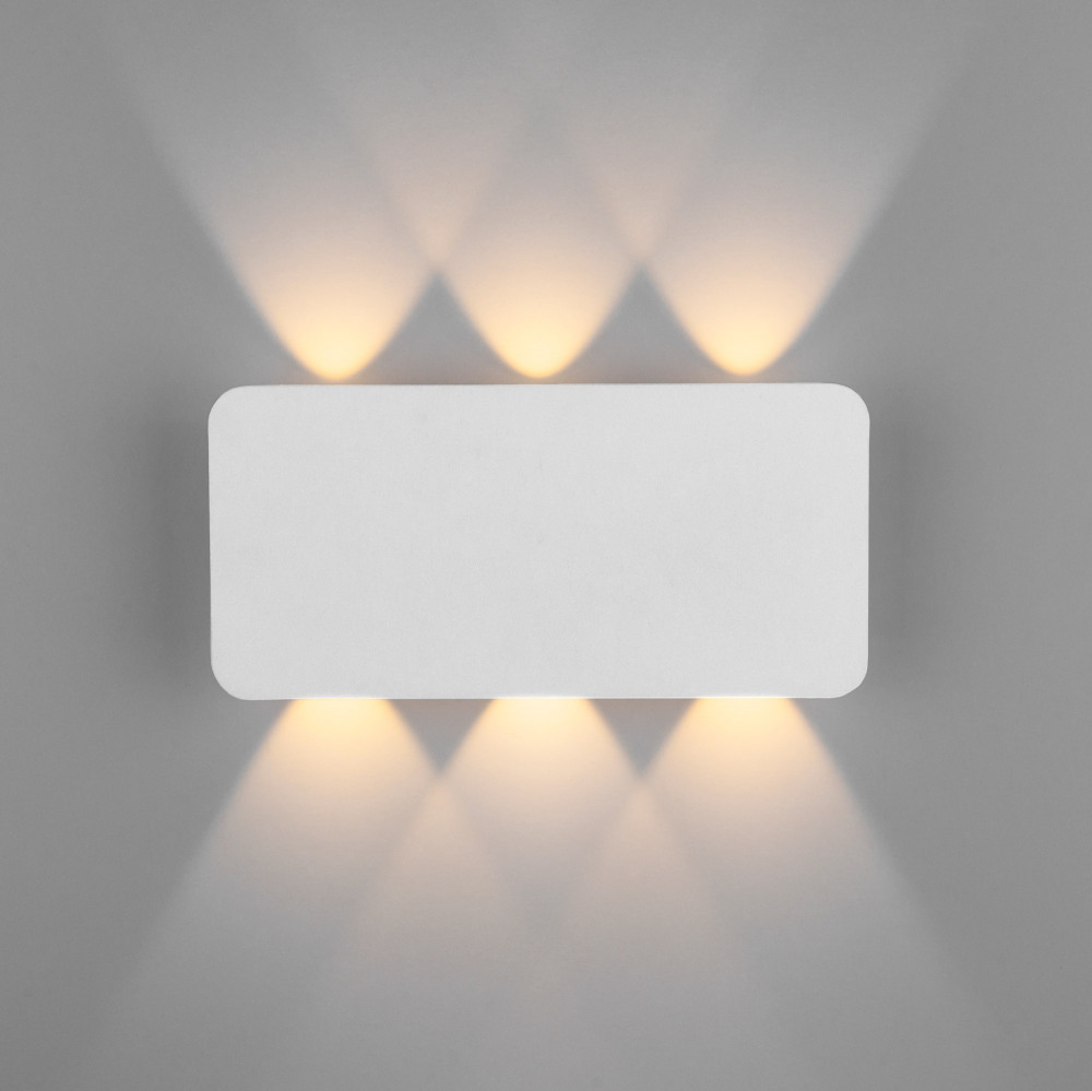 Настенный светильник Angle 40138/1 LED белый Elektrostandard
